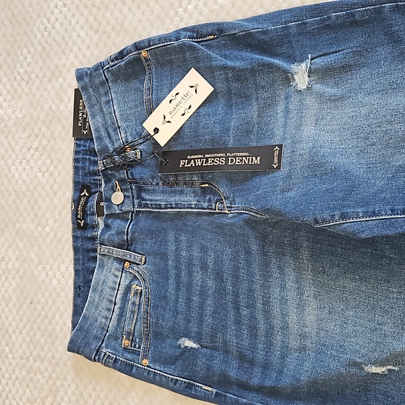 NANETTE LEPORE WOMENS WASHED BLUE DISTRESSED JEANS SIZE 8 NEW WITH TAGS - Picture 4 of 15